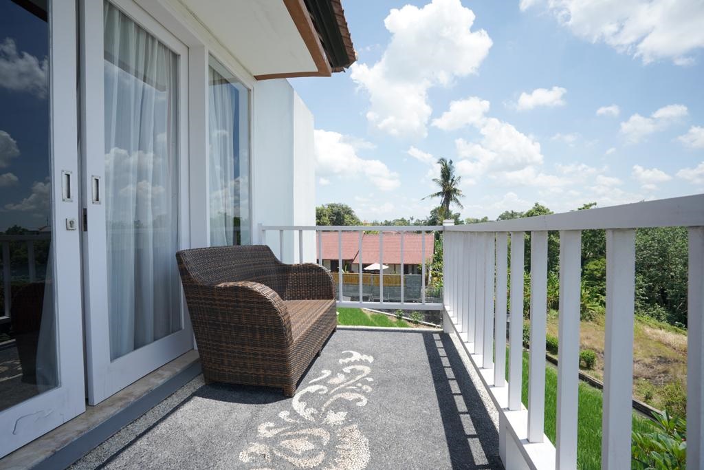 vinyl lantai di bali