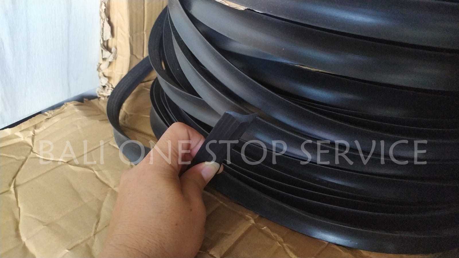 Coving Lantai Karet di Ungasan bali